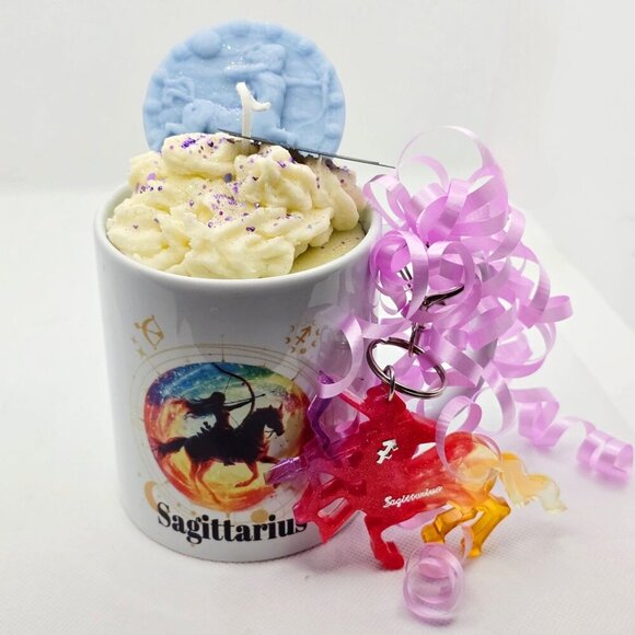 Sagittarius Zodiac Candle Gift Set – 11oz Layered Mug Candle + Resin Keychain - Picture 12 of 13